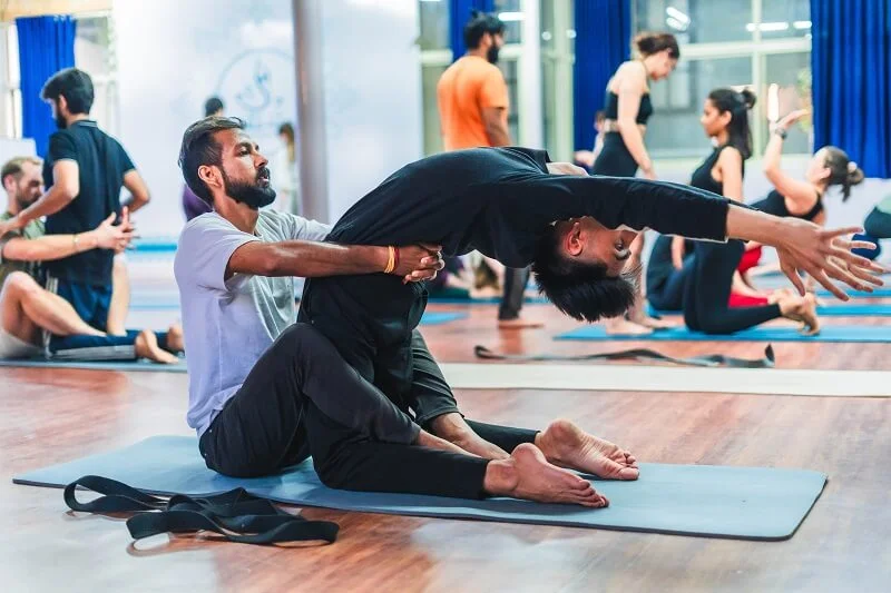 200 Hour Yoga teacher training in rishikesh